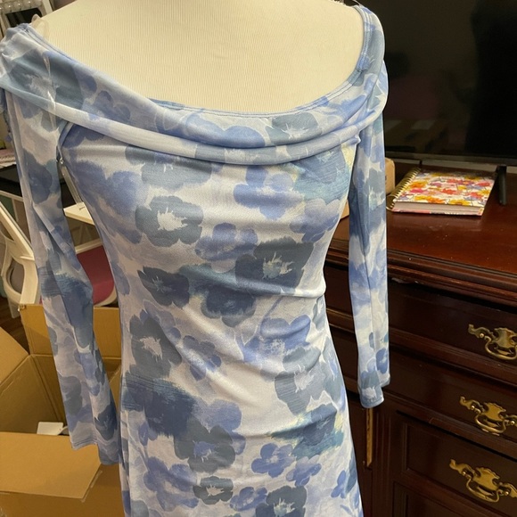 Floral Mini Dress - Picture 4 of 10